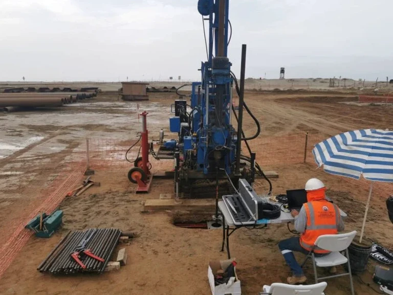 Ensayo CPT (Cone Penetration Test) en La Serena: Perfiles Continuos de Resistencia